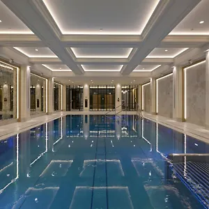 Saski Curio Collection By Hilton Krakau